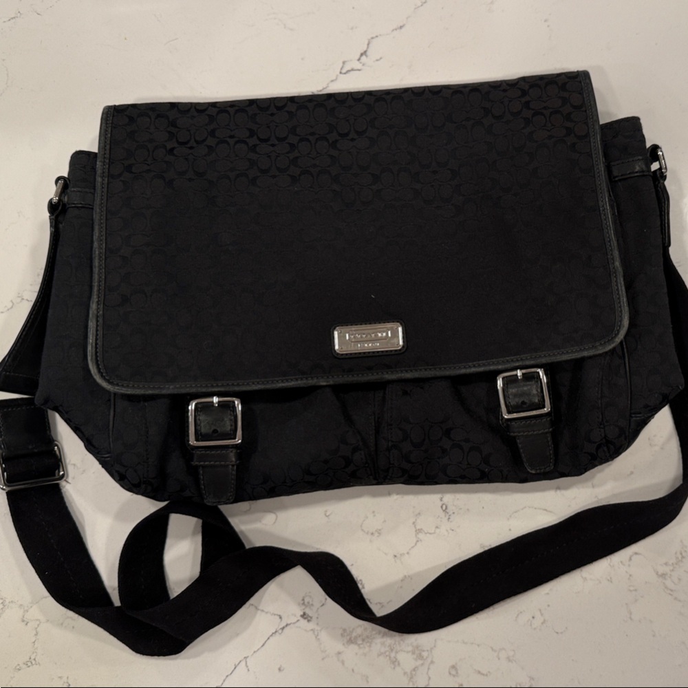 Coach Signature Canvas Laptop Messenger Bag